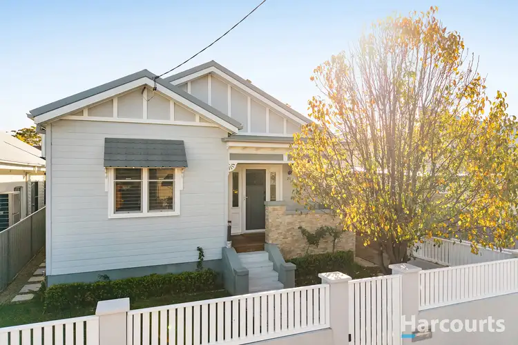 21 Turner Street
