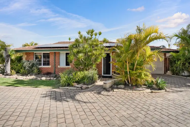 8/2 Glennis Close