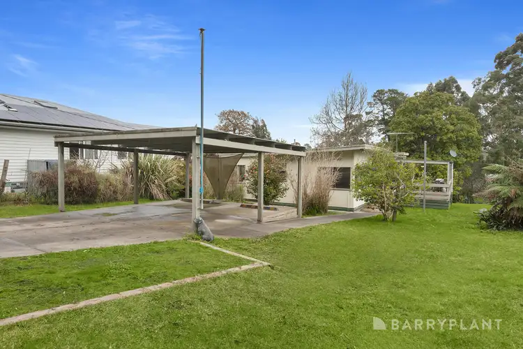 8 Wellington Road