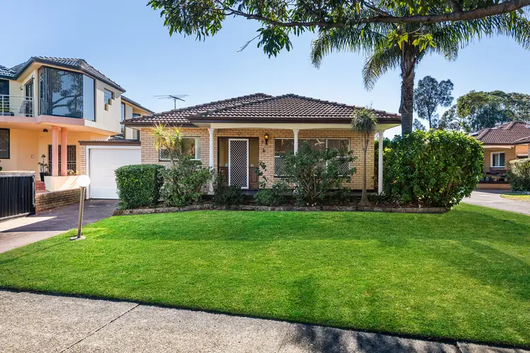 9/28-32 Meriel Street