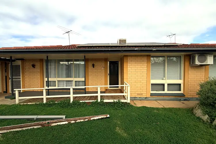 24 Gooranga Avenue