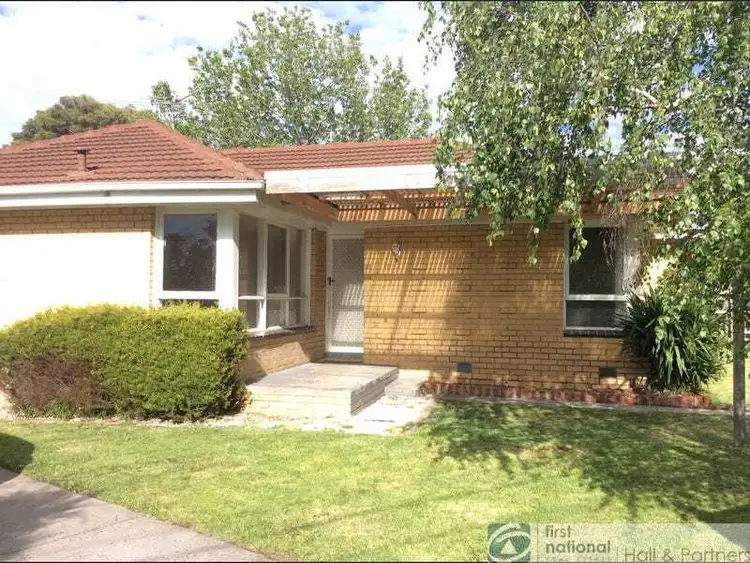 87 Douglas Street