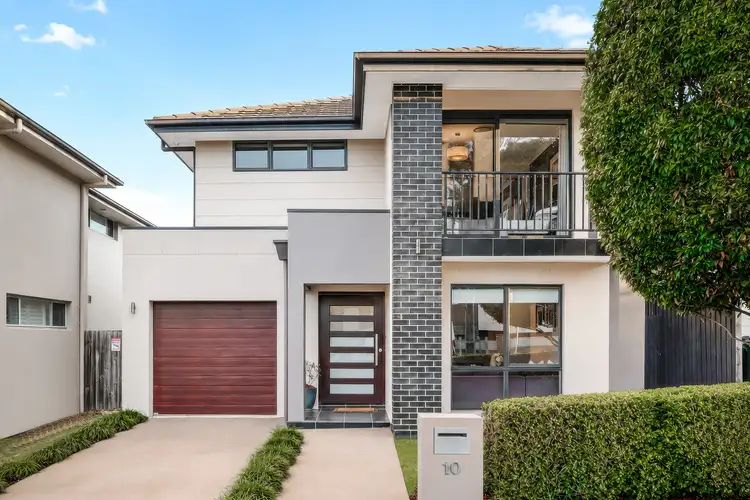 10 Buran Road