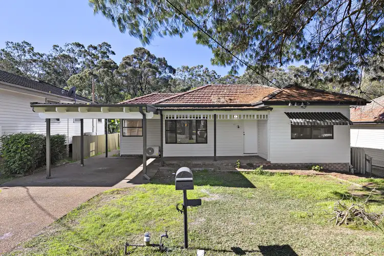 89 Pasedena Crescent