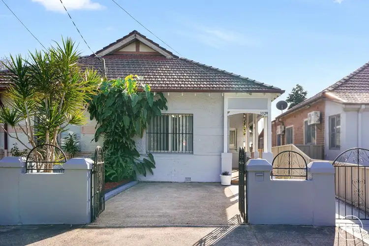 102 Gardeners Road