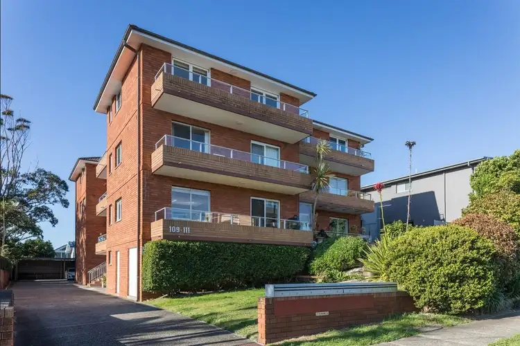 1/109 Crown Road
