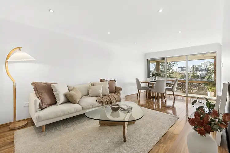 12/8-10 St Andrews Place