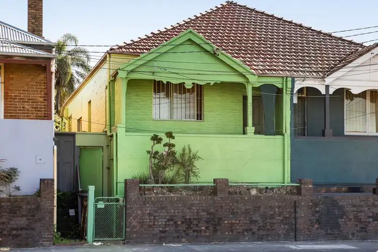 393 Princes Highway