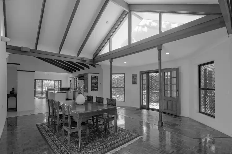 953 Browns Creek Road