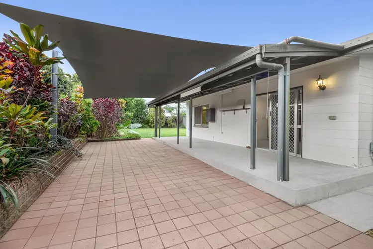 2 Denman Close