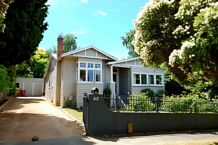 62 Campbell Street