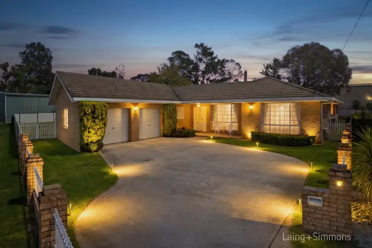 7 Cluan Avenue