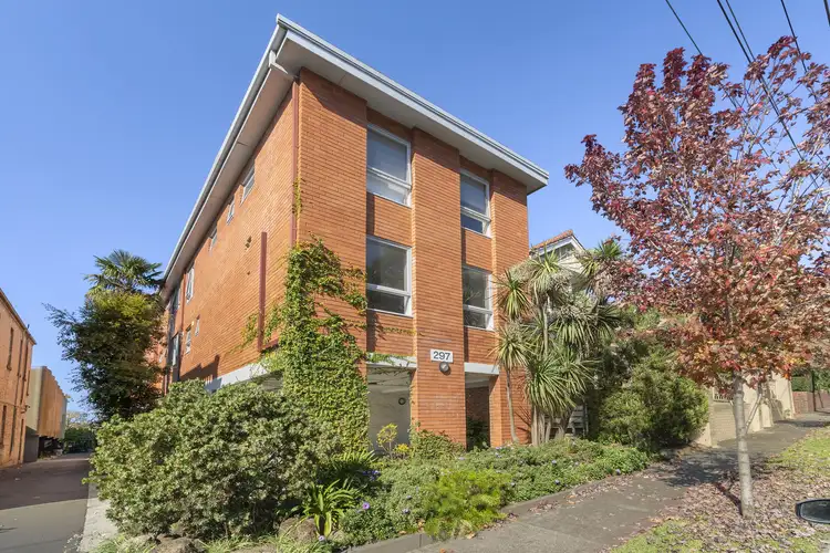 2/297 Church Street