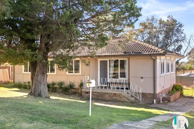 31 Freeman Parade