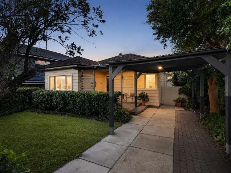 21 Griffiths Street