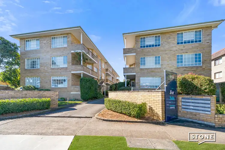 16/2 Iron Street