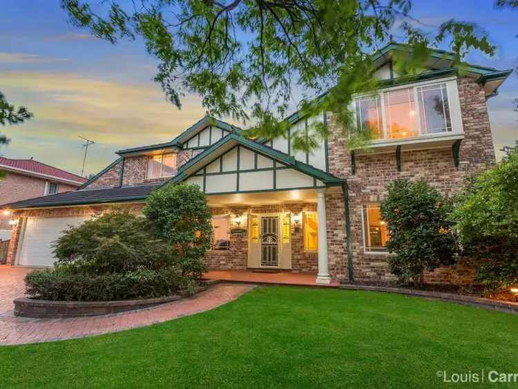 15 Badenoch Avenue
