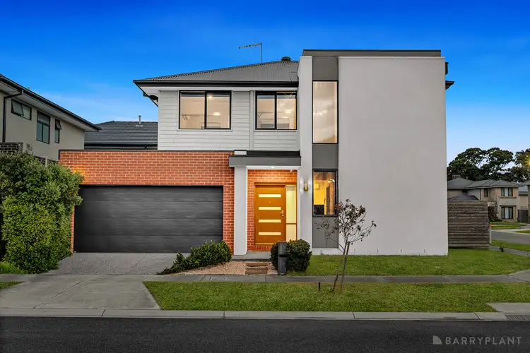 7 Appleton Avenue