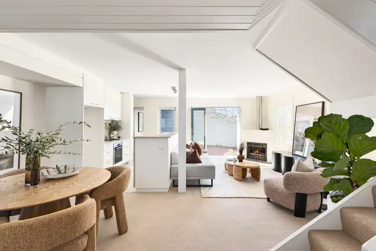 3/19 Nicholson Street