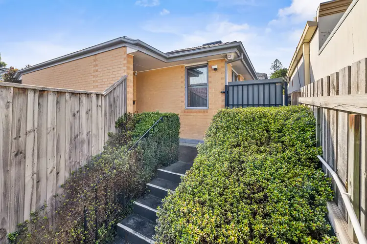 2/24 Mersey Street