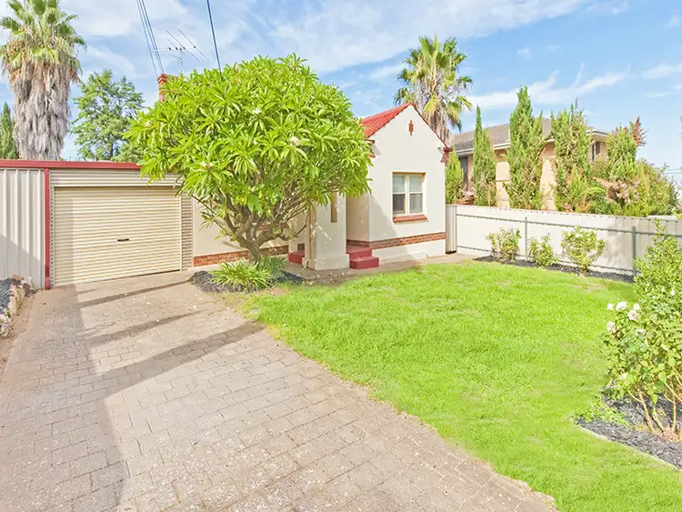 5 Castle Avenue