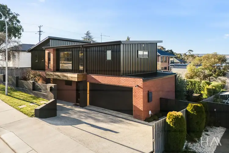 3 Gilmont Close