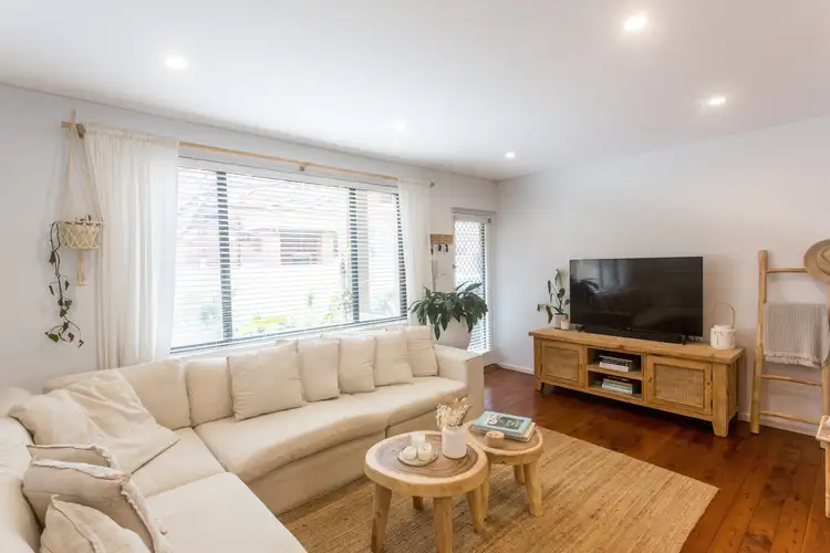 2/124 Elouera Road