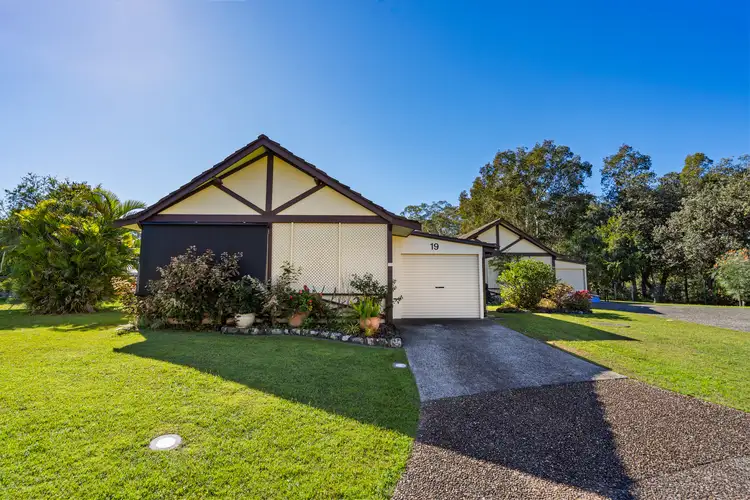 19/12 Goldens Road