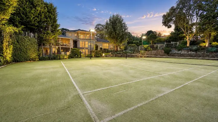 1 Tom Begg Court