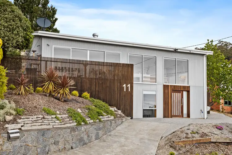 11 McGuinness Crescent