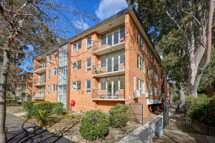 2/20 Wynnstay Road