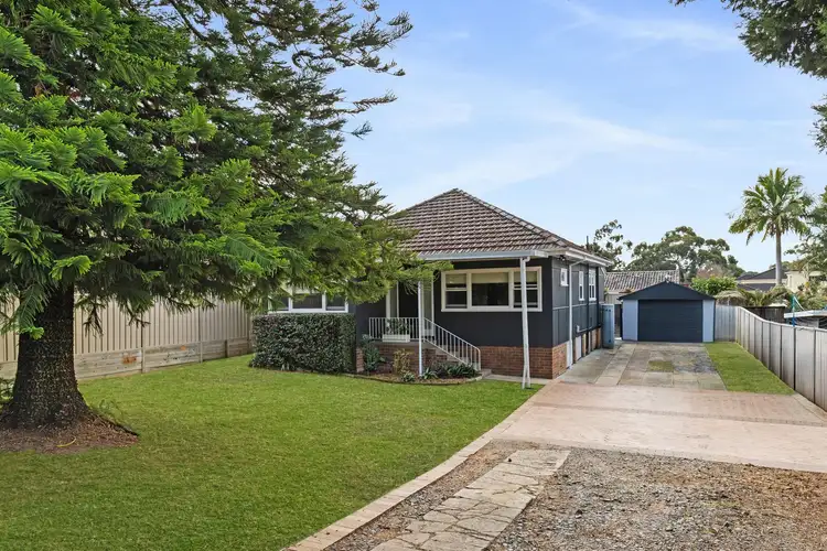 157 Waratah Street
