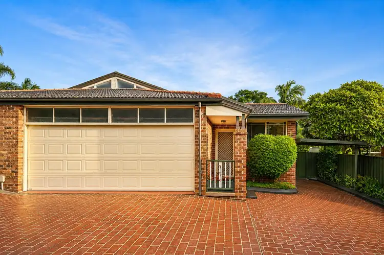 2/20 Henderson Street