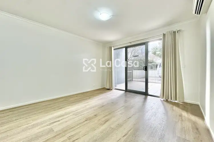 25/75 Elizabeth Jolley Crescent
