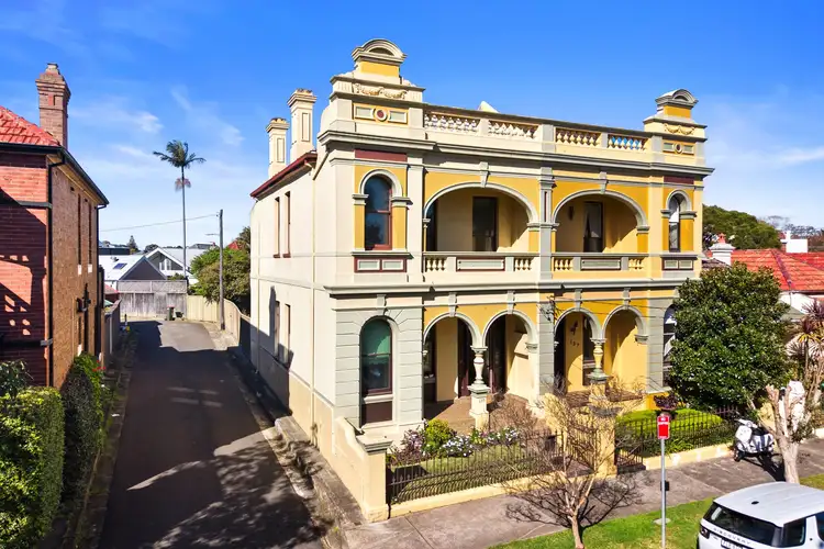 135 Albany Road