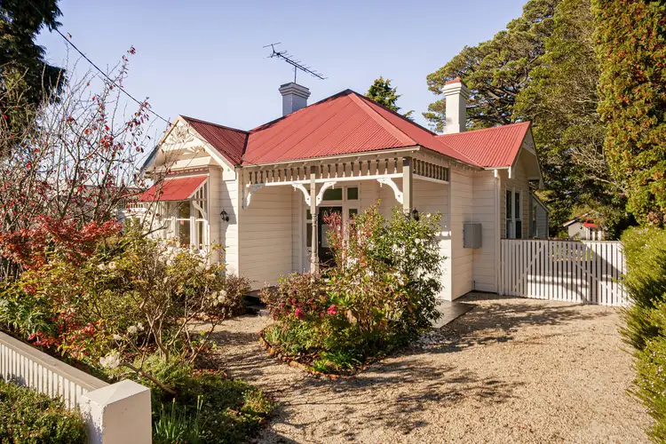 18 Ada Street, Katoomba NSW 2780