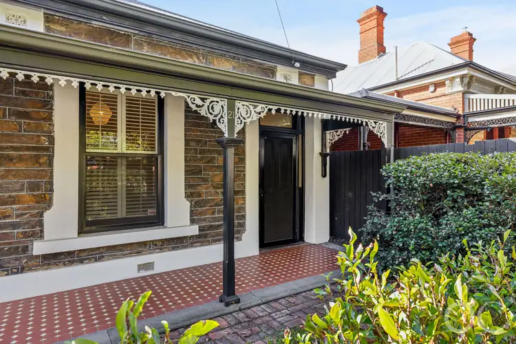 21 Fisher Street