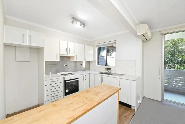 33/6 Murray Street