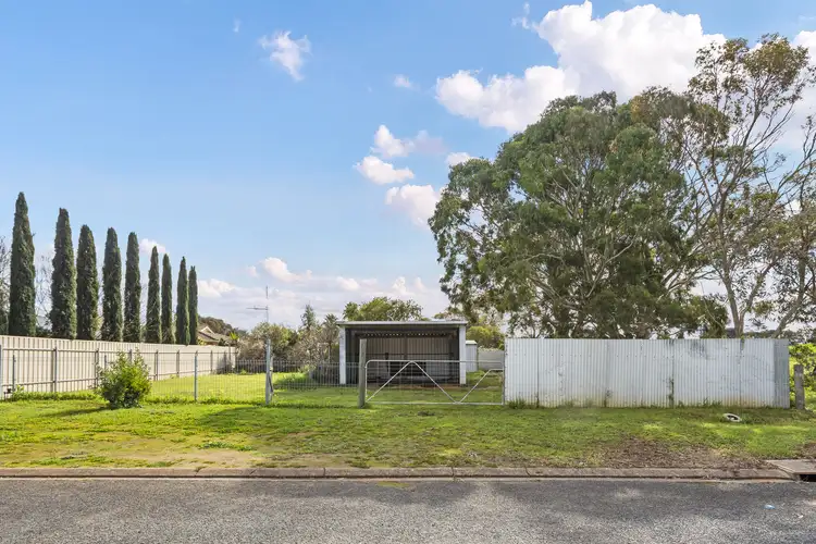 3 McLean Court