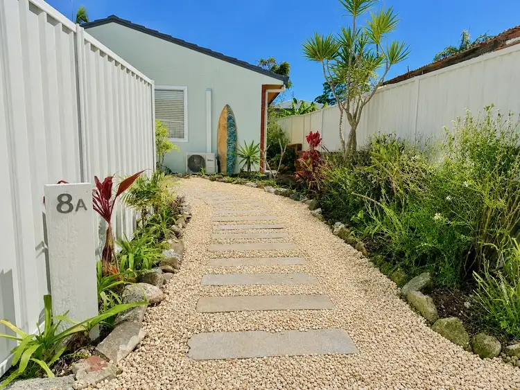 8a Delia Avenue