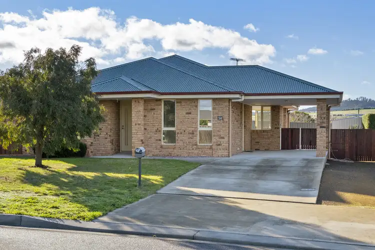 14 Whitelea Court