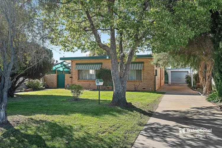 30 Crossen Street