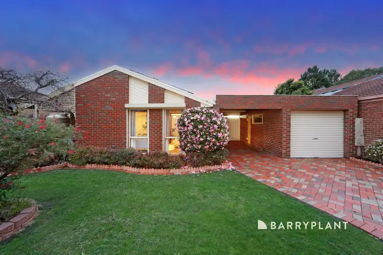 18 Taupo Crescent
