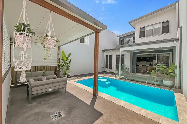 71 St Quentin Avenue