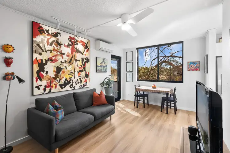 16/211 Wigram Road