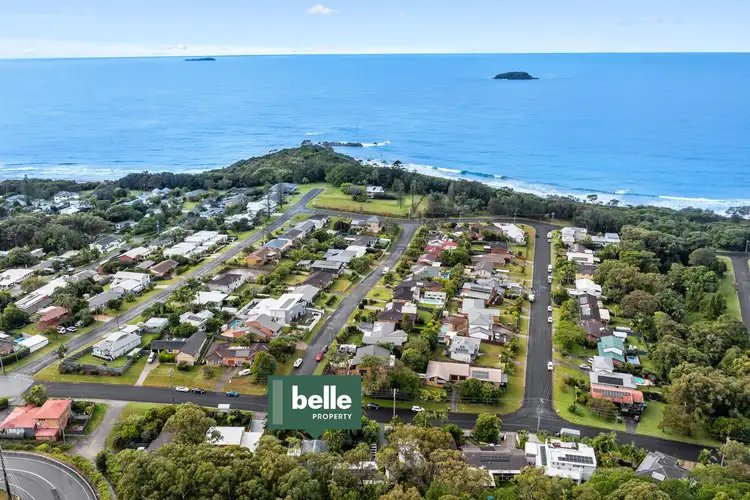 10 Warrawee Street, Sapphire Beach NSW 2450