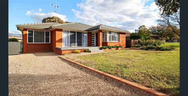 25 Chelsea Crescent