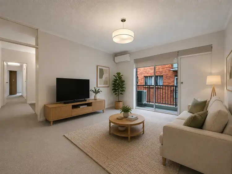 8/103 Constitution Road West