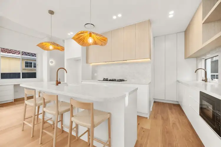 30j Saunders Bay Road