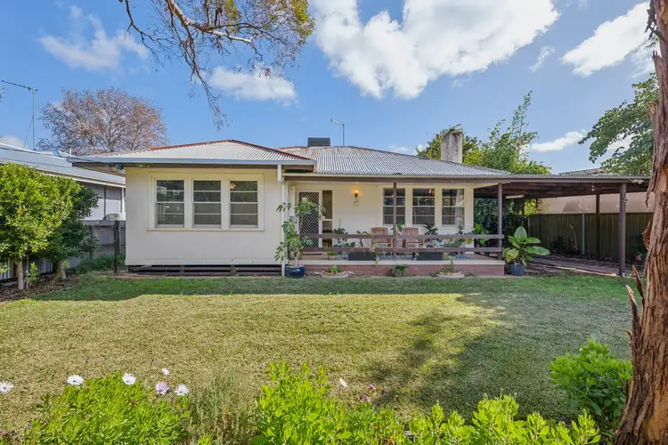 1 Lockside Avenue